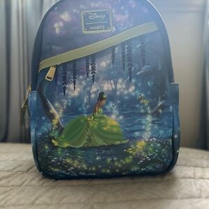 ✨ Disney Loungefly Princess and the Frog Light-Up Backpack — Never Used 🐸💛